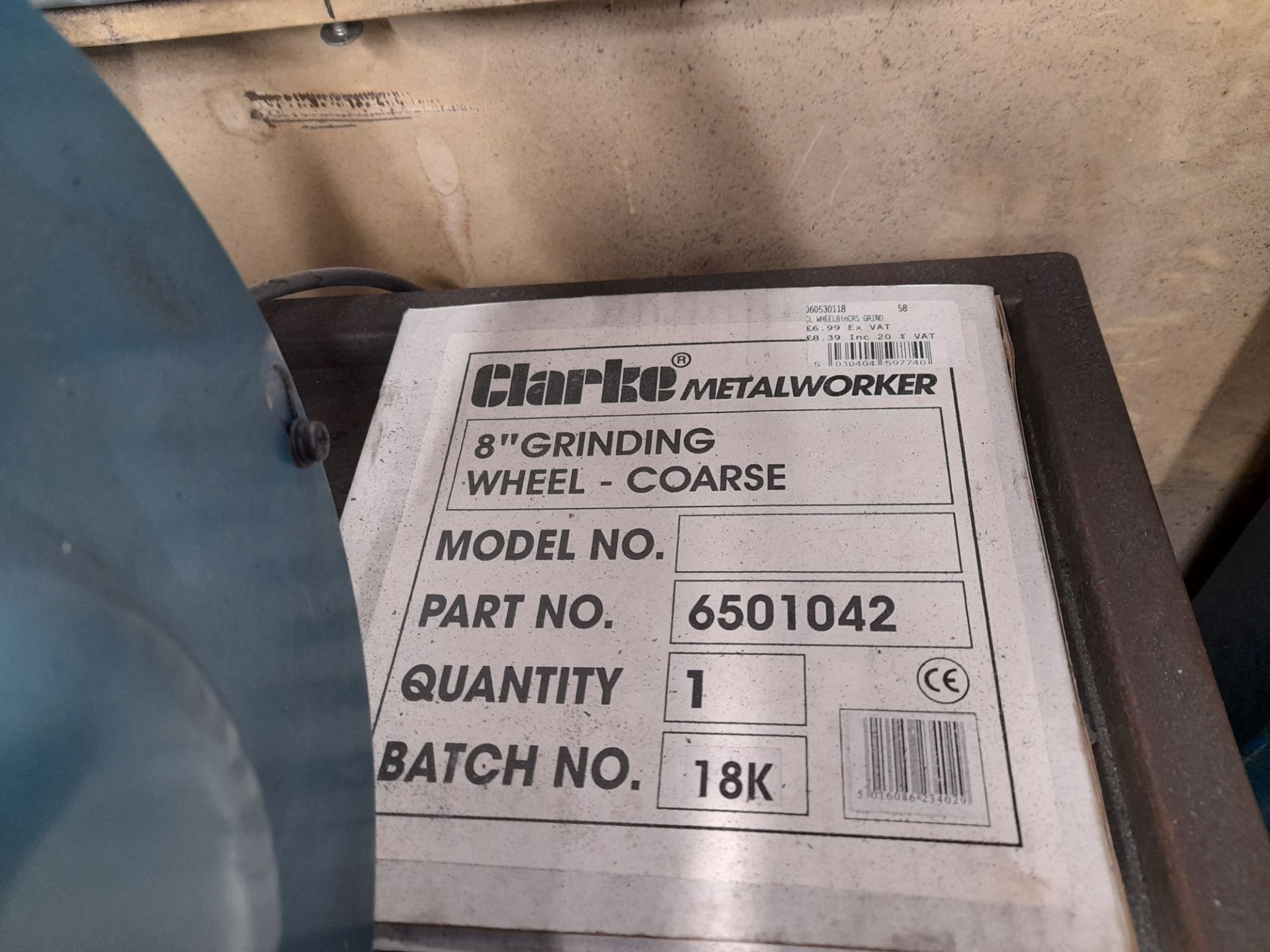 Clarke 8” (200mm) bench grinder with lamp (Model Number CBG8370L) - Image 3 of 3