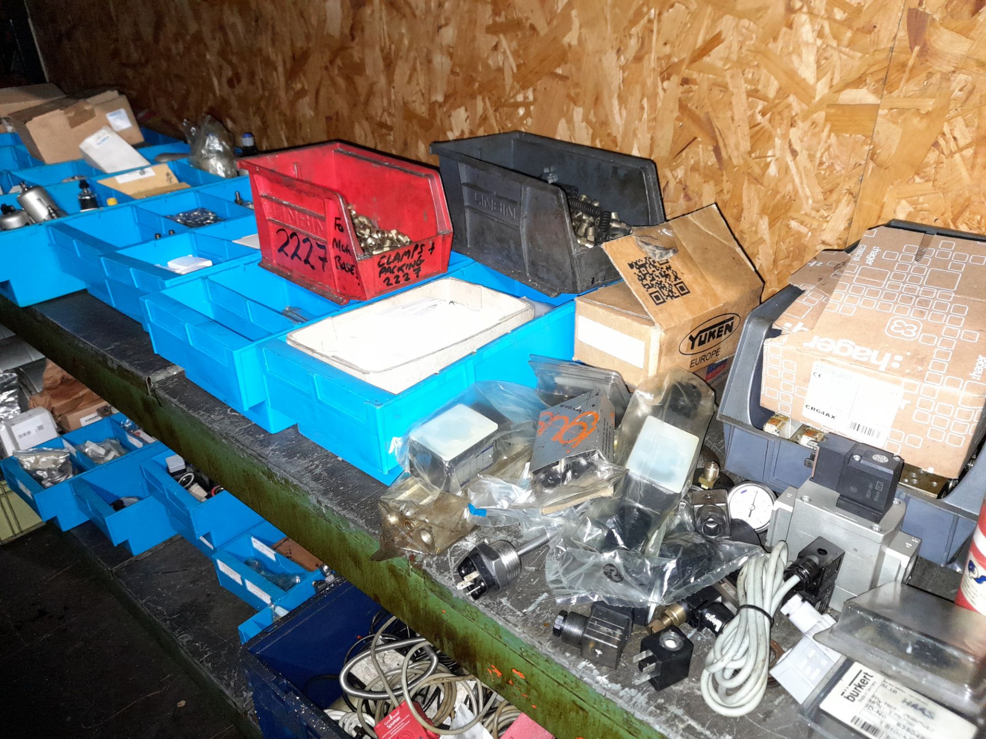 Contents to bay of shelving, to include CNC components, gauges, coolant fans, valves, etc - Image 6 of 8