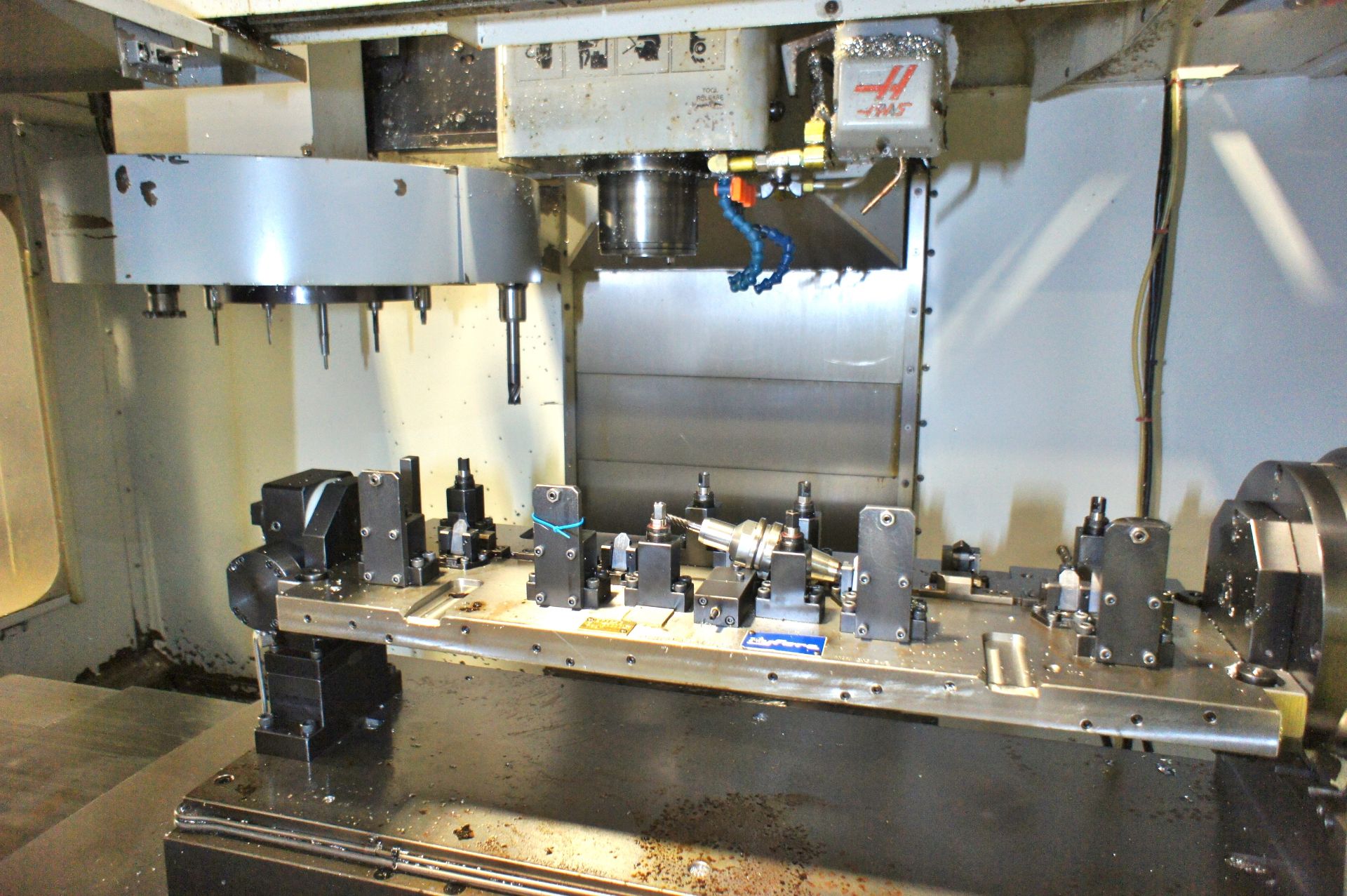Haas VF-3DHE Vertical Machining Centre - Image 3 of 10