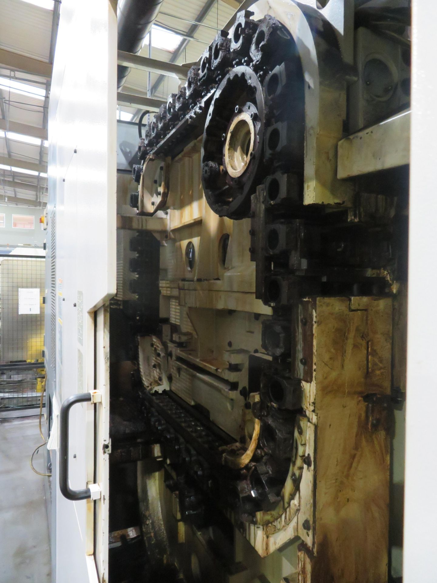 Okuma MA-400HA Horizontal Machining Centre - Image 8 of 11