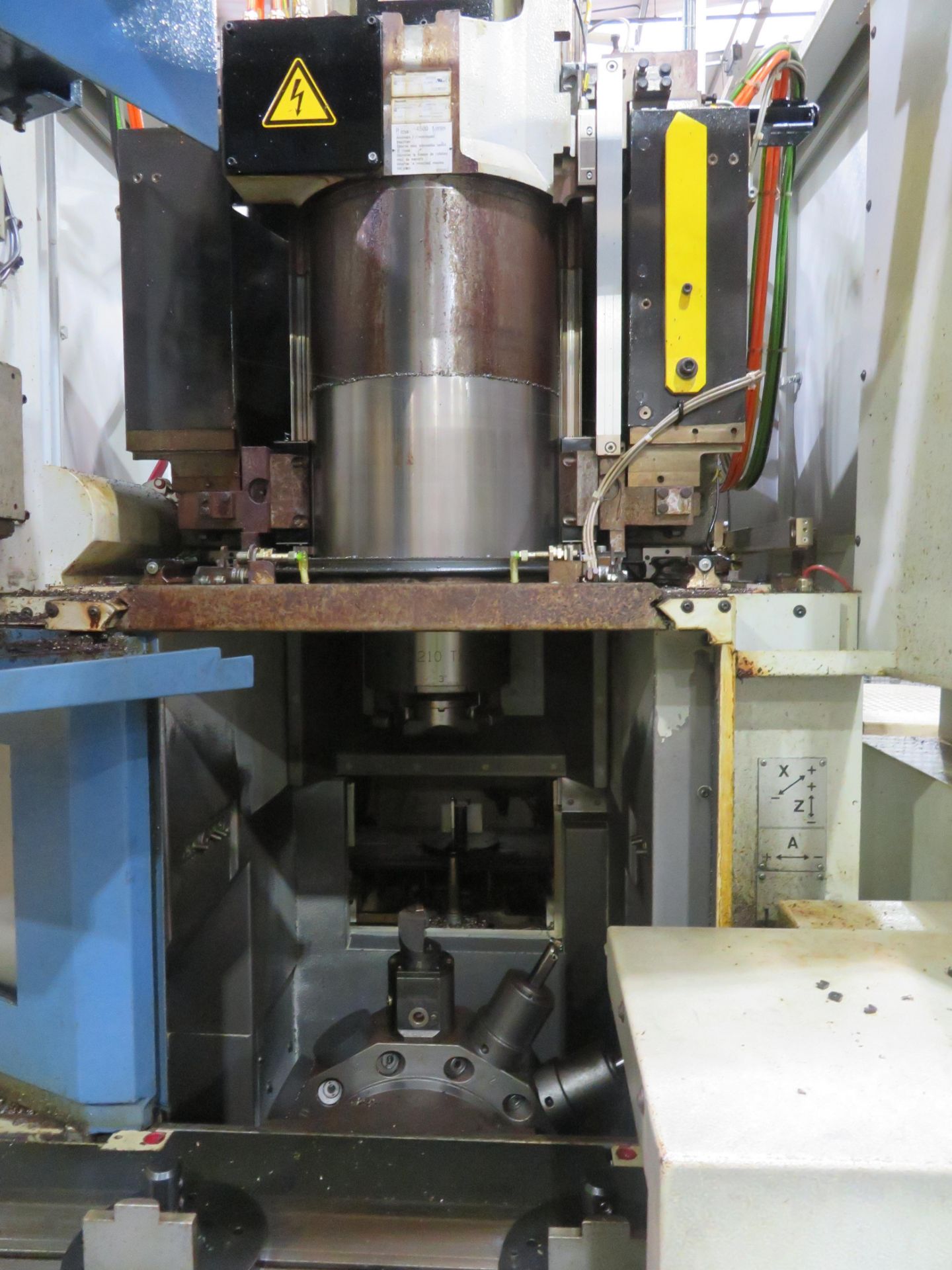 2014 EMAG Model VL5i Vertical Spindle CNC Machining Centre - Image 3 of 5