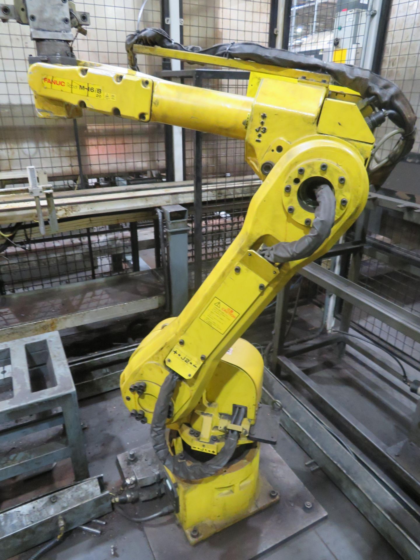 Fanuc Robot Cell - Image 4 of 5
