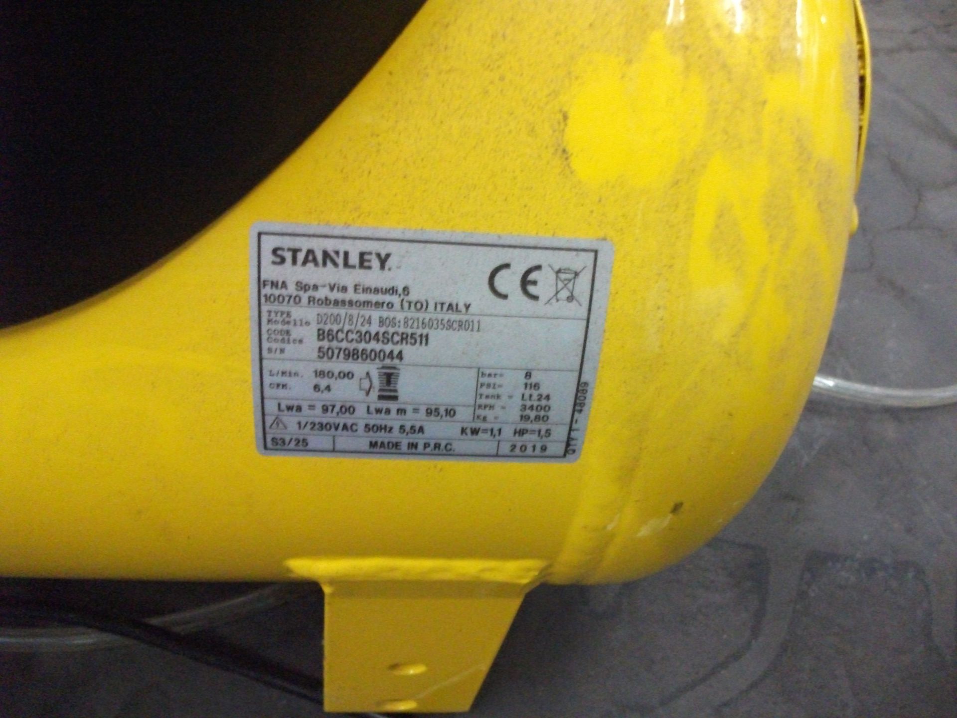 Stanley D200/8/24 1.5 HP portable air compressor, - Image 4 of 6