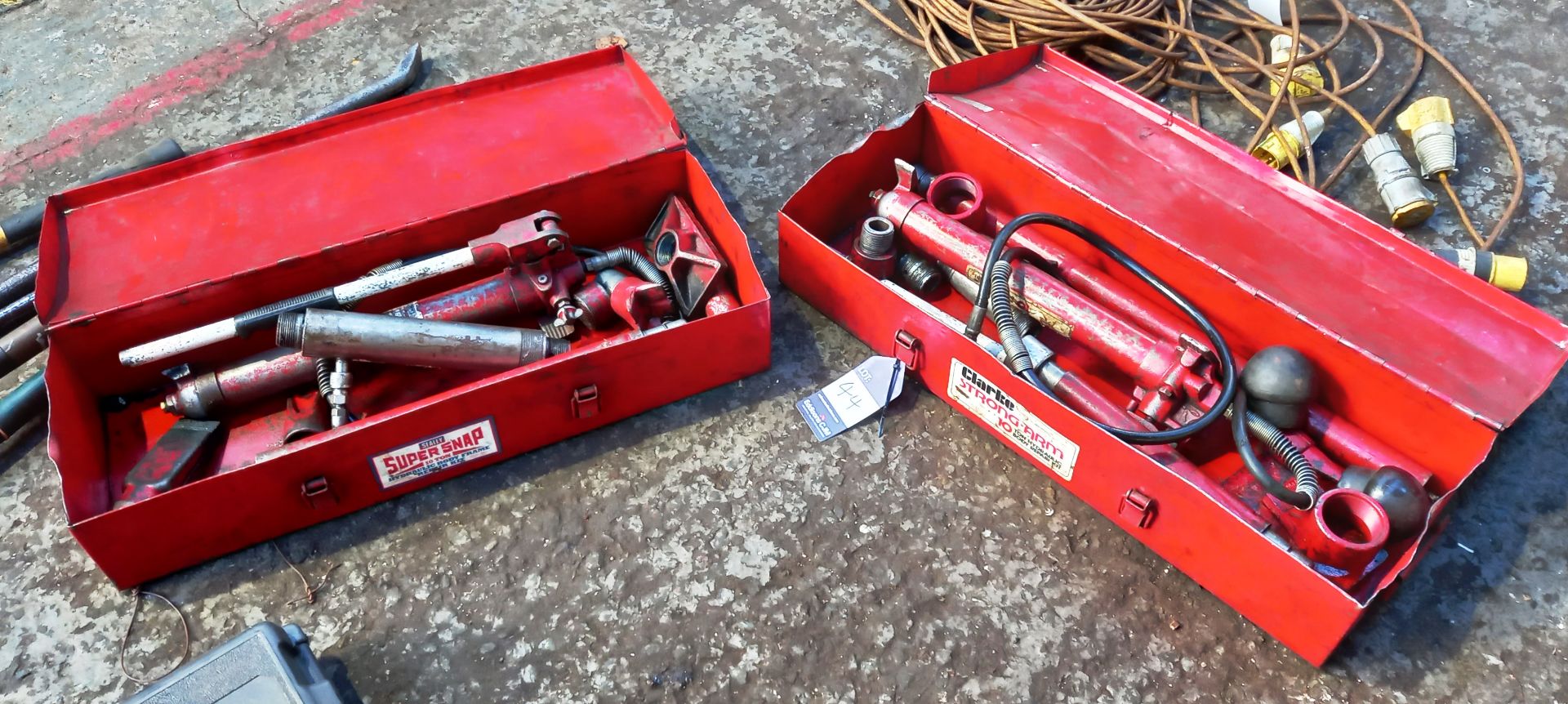 Clarke Strongarm 10ton Hydraulic Body Repair Kit & Sealey Super Snap 10ton Hydraulic Body Repair