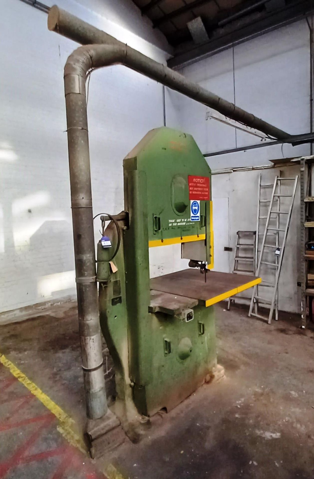 Robinson Vertical Band Saw F603 with ducting paten - Image 3 of 4