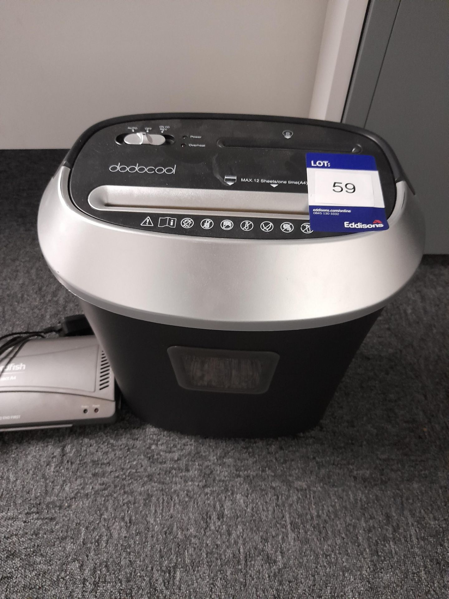 Dodocool paper shredder, Swordfish 230LR laminator - Image 2 of 4