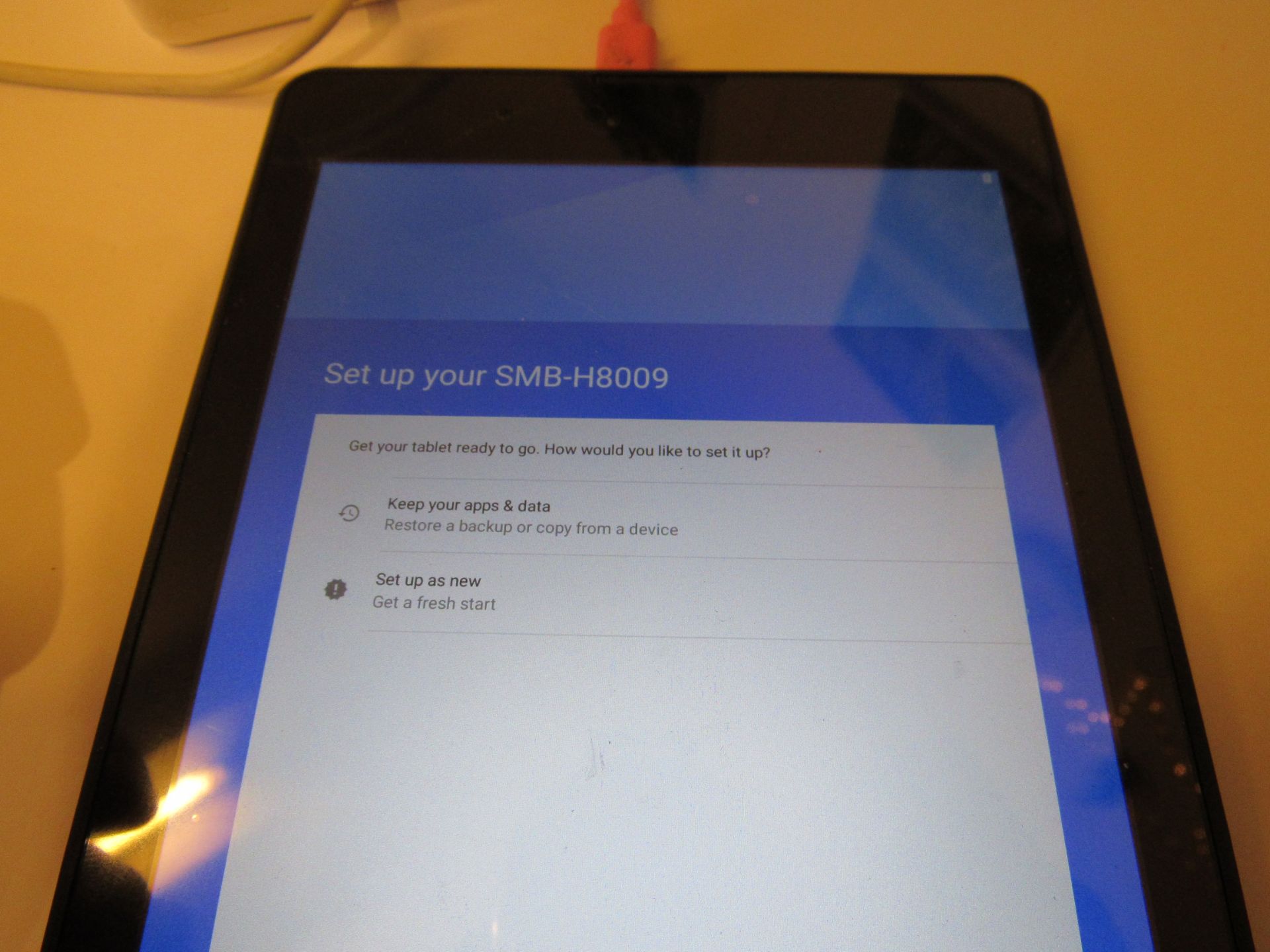 HLLO, SMB-H8009 Android 7.0 Tablet, 12GB Storage, Mico USB Port, No charger (Located Eddisons, Leeds - Image 8 of 13