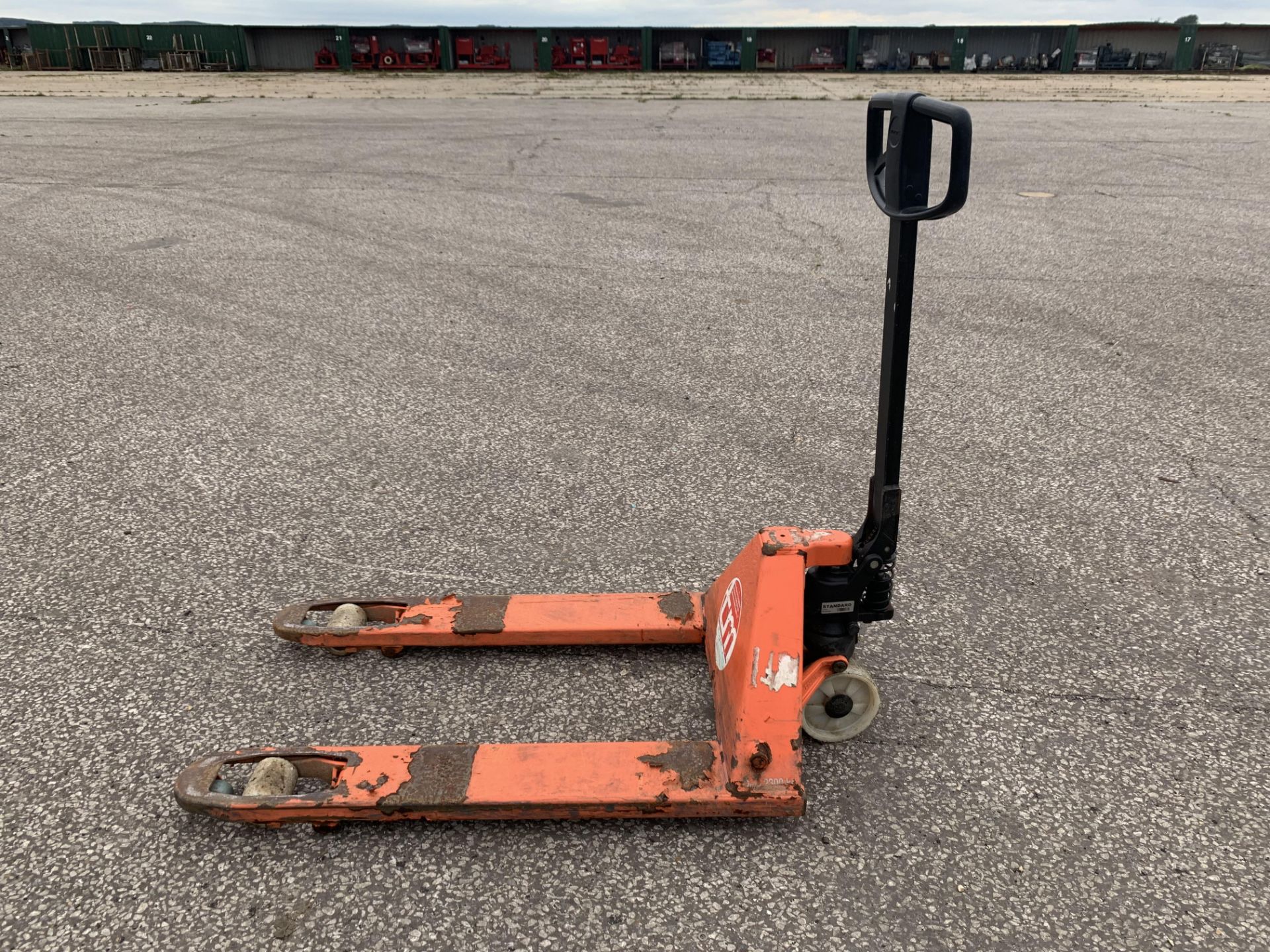 BT/Toyota 2500Kg Pallet Truck