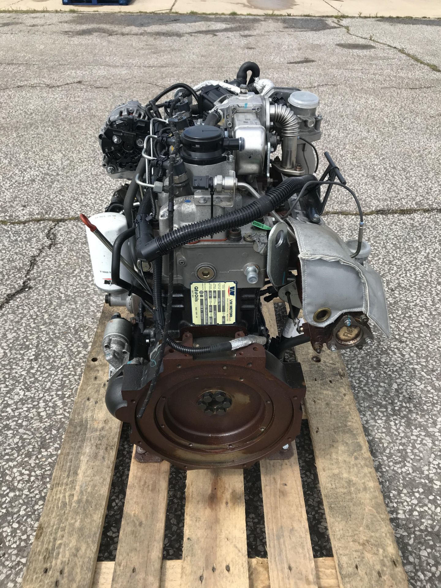 VM R754EU6 85Hp Diesel Engine New - Image 4 of 5