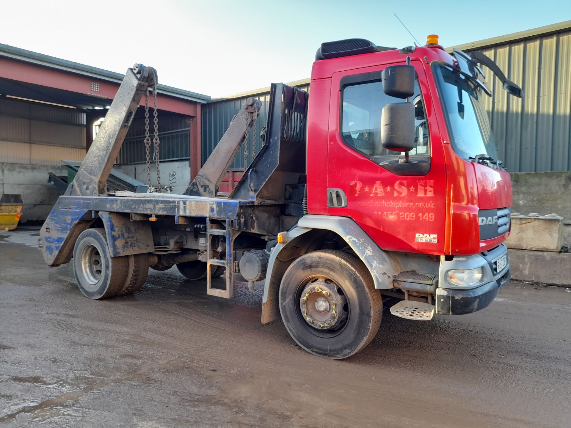 DAF FA LF55.220 18 TIP E 18 tonne Twin Axle Rigid Skiploader, registration RA57 ZBF, first - Image 9 of 16