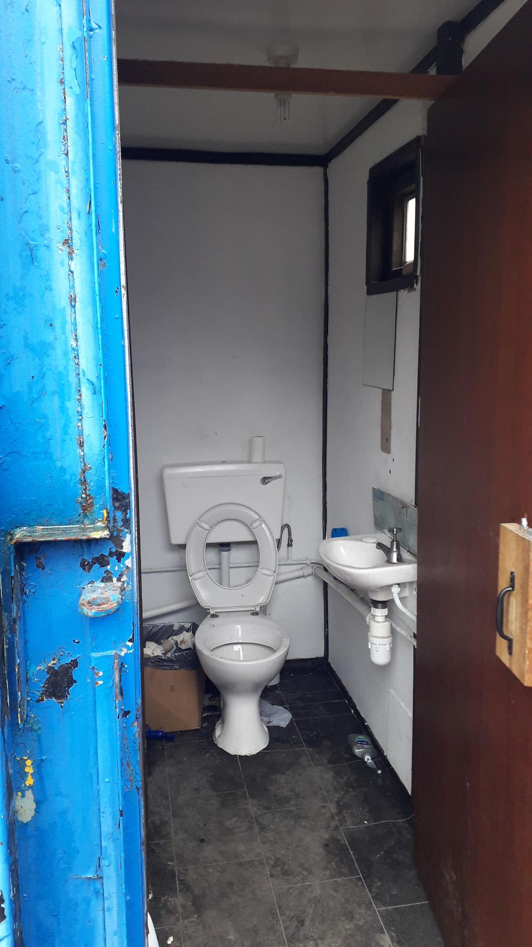 16ft Steel Site Office Block with Single Toilet - Image 6 of 6
