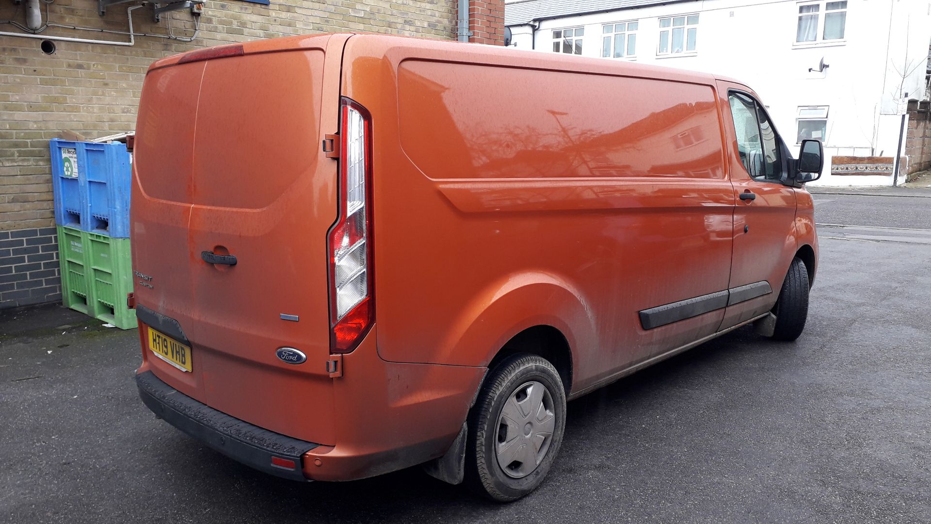 Ford Transit Custom 300 L2 FWD TDCi 130PS Low Roof - Image 7 of 31