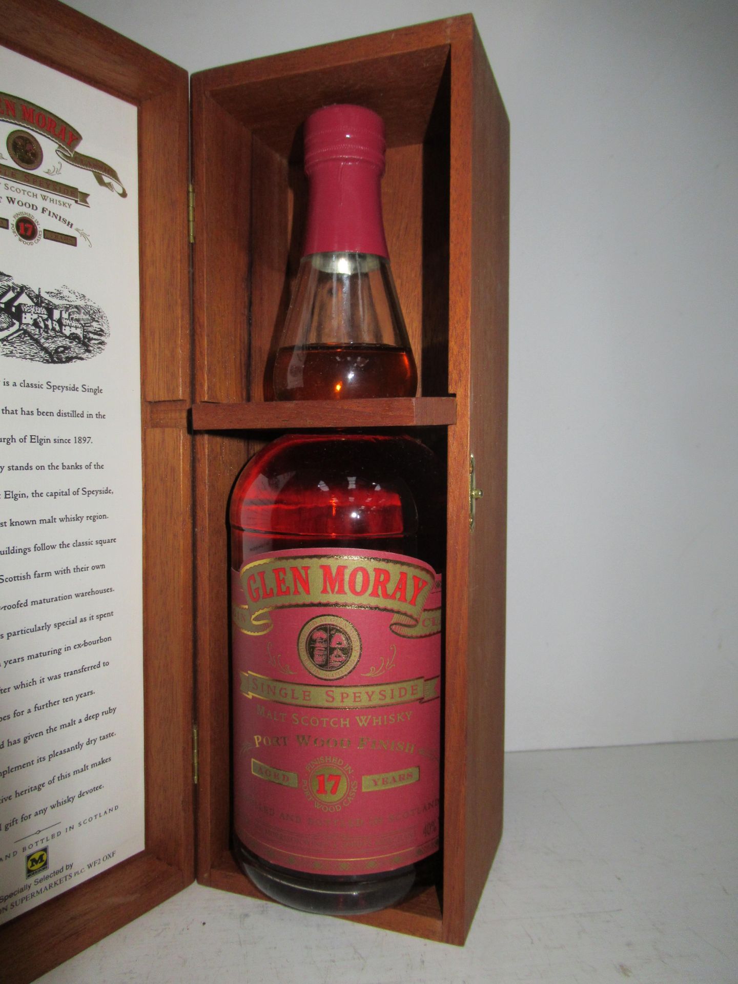 Glen Moray Single Speyside Malt Scotch Whisky - Image 2 of 7