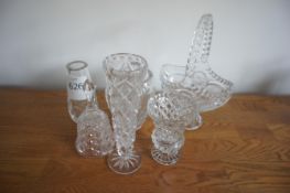 Qty of various crystal ware, including vases and basket