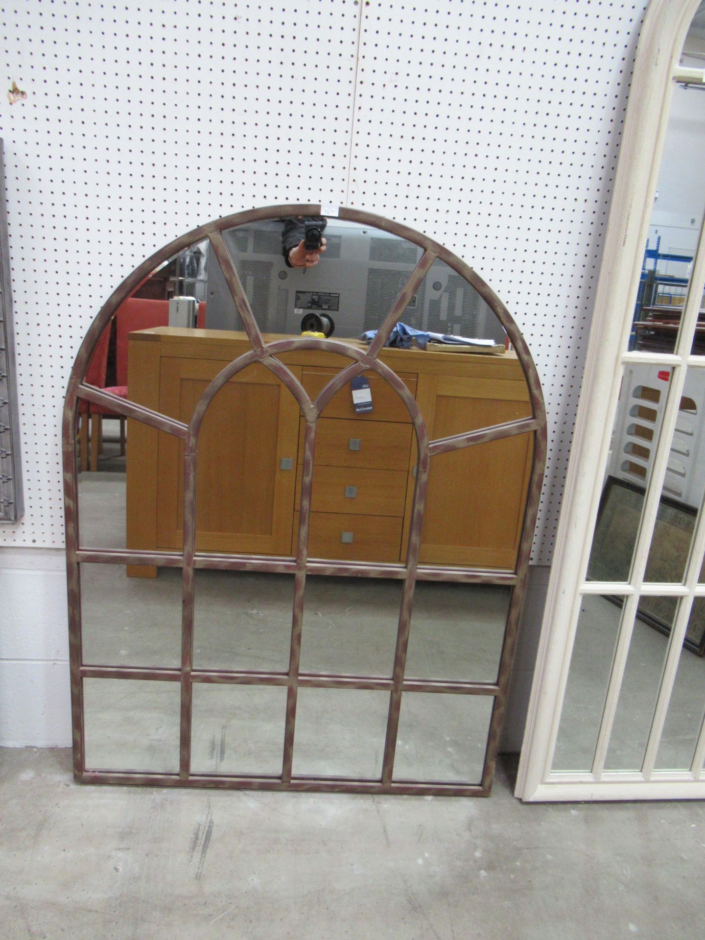 Rustic metal framed arch mirror and a wooden framed arch mirror - Image 2 of 3