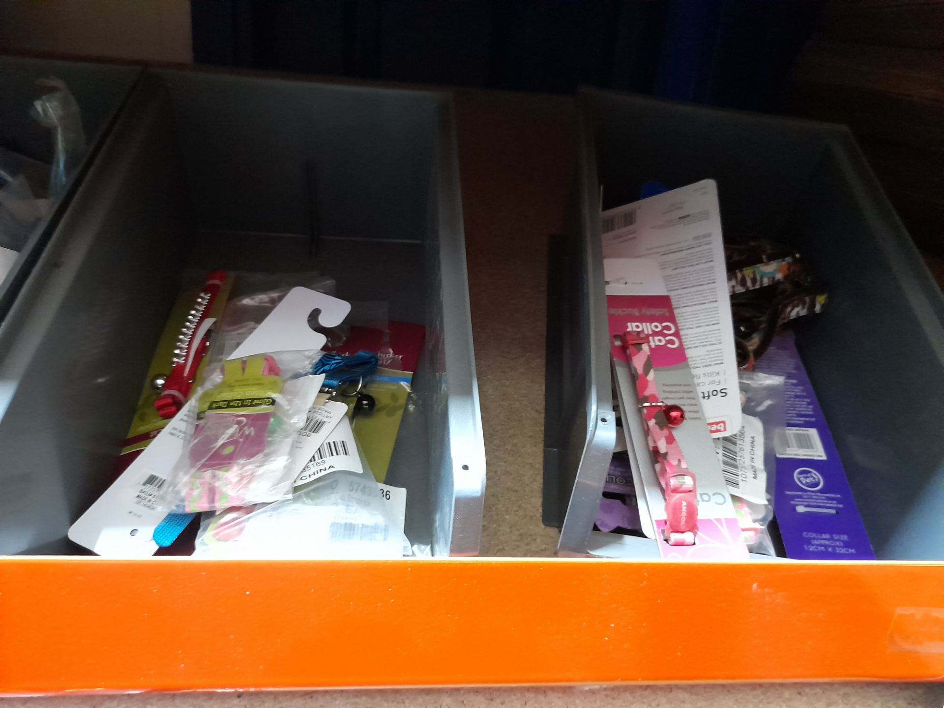 Contents to 2 shelves of cat collars (8 plastic cr - Image 2 of 5