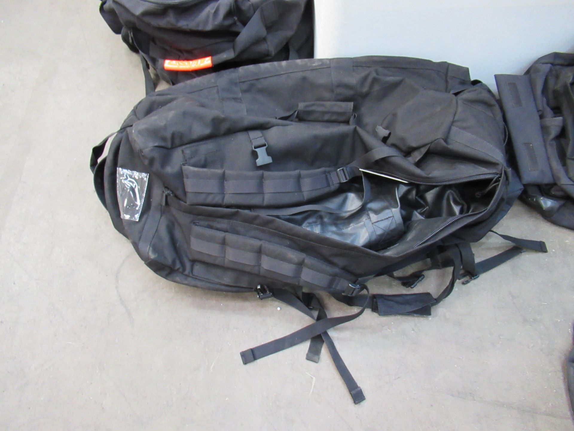 4x Unbadged luggage carry all bags - Image 2 of 2