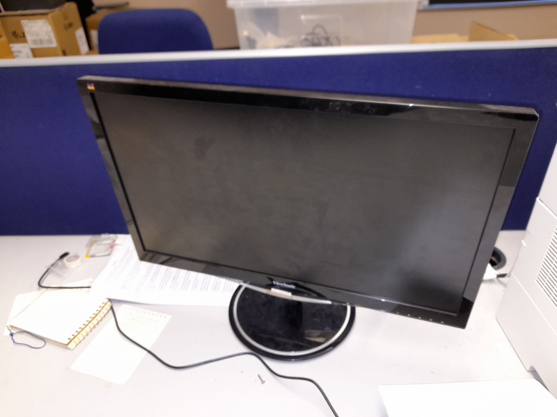 2 x Viewsonic VS16263 LCD monitors - Image 2 of 2