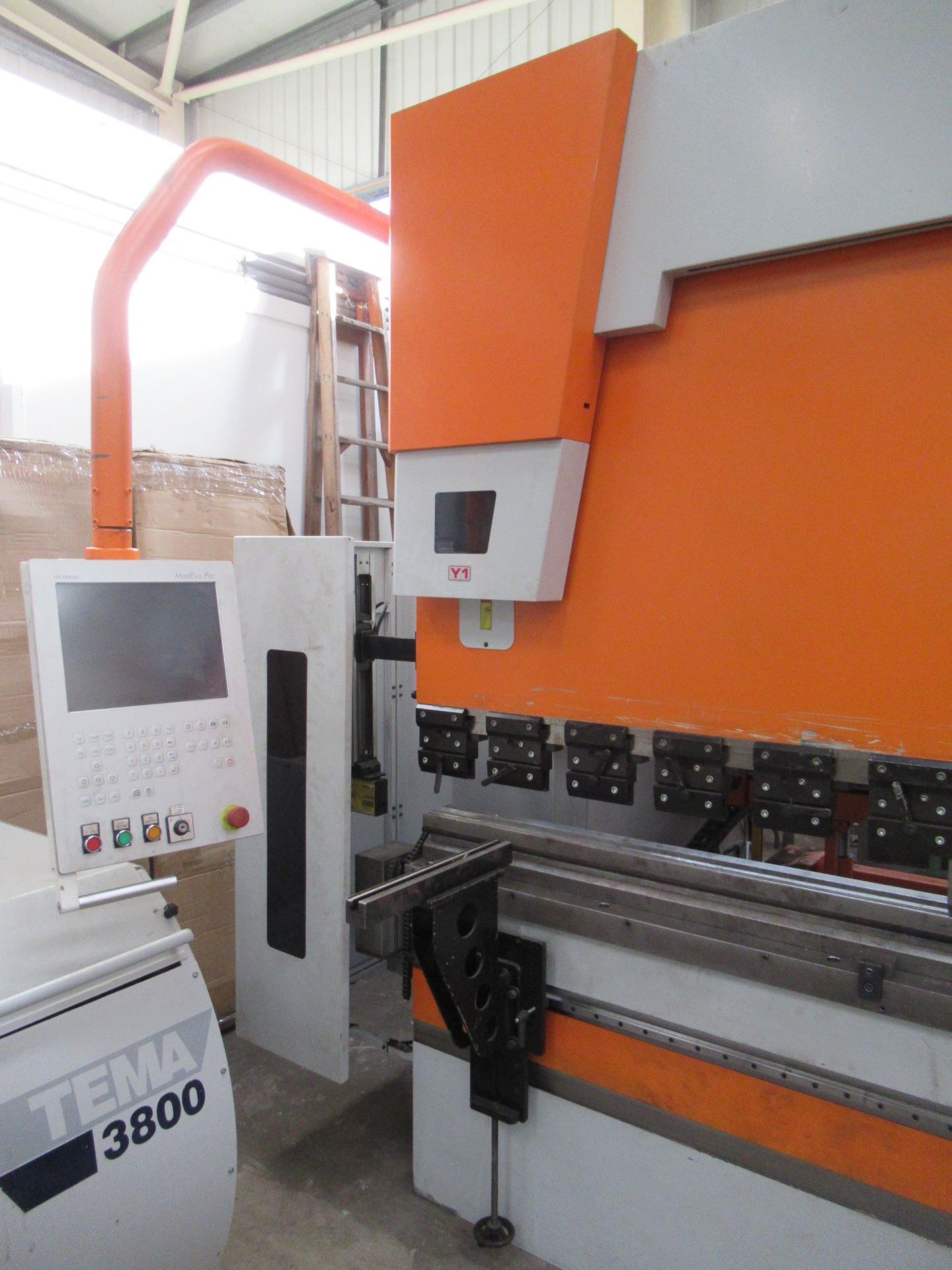 Ermaksan Speed-bend Pro 4100 x 220 CNC Hydraulic Press Brake and a selection of tooling for press br - Image 2 of 16