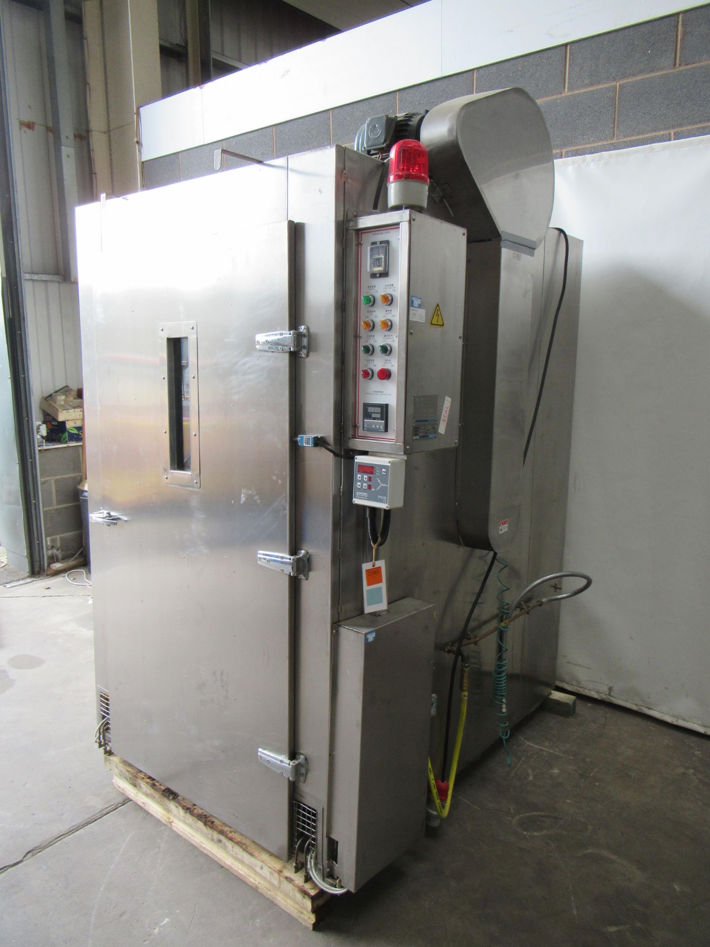 Tsung Hsing 'box type dryer' commercial oven/dryer with two trollies, 415V, 50Hz - Image 3 of 7