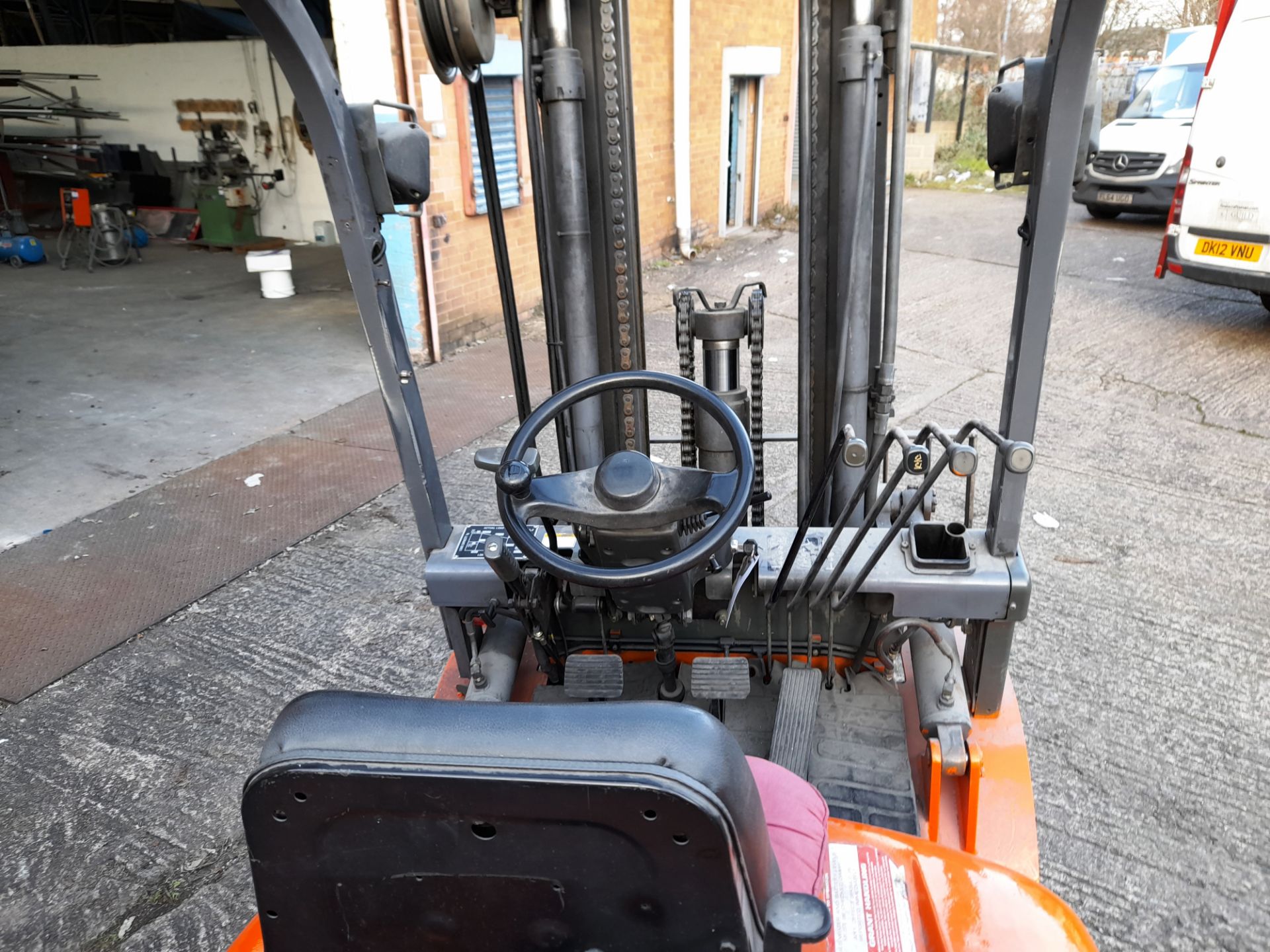 Heli HFG25 LPG forklift truck, Year 2007, Serial Number 0302038099, Rated Capacity 2500KG, Hours - Image 5 of 10