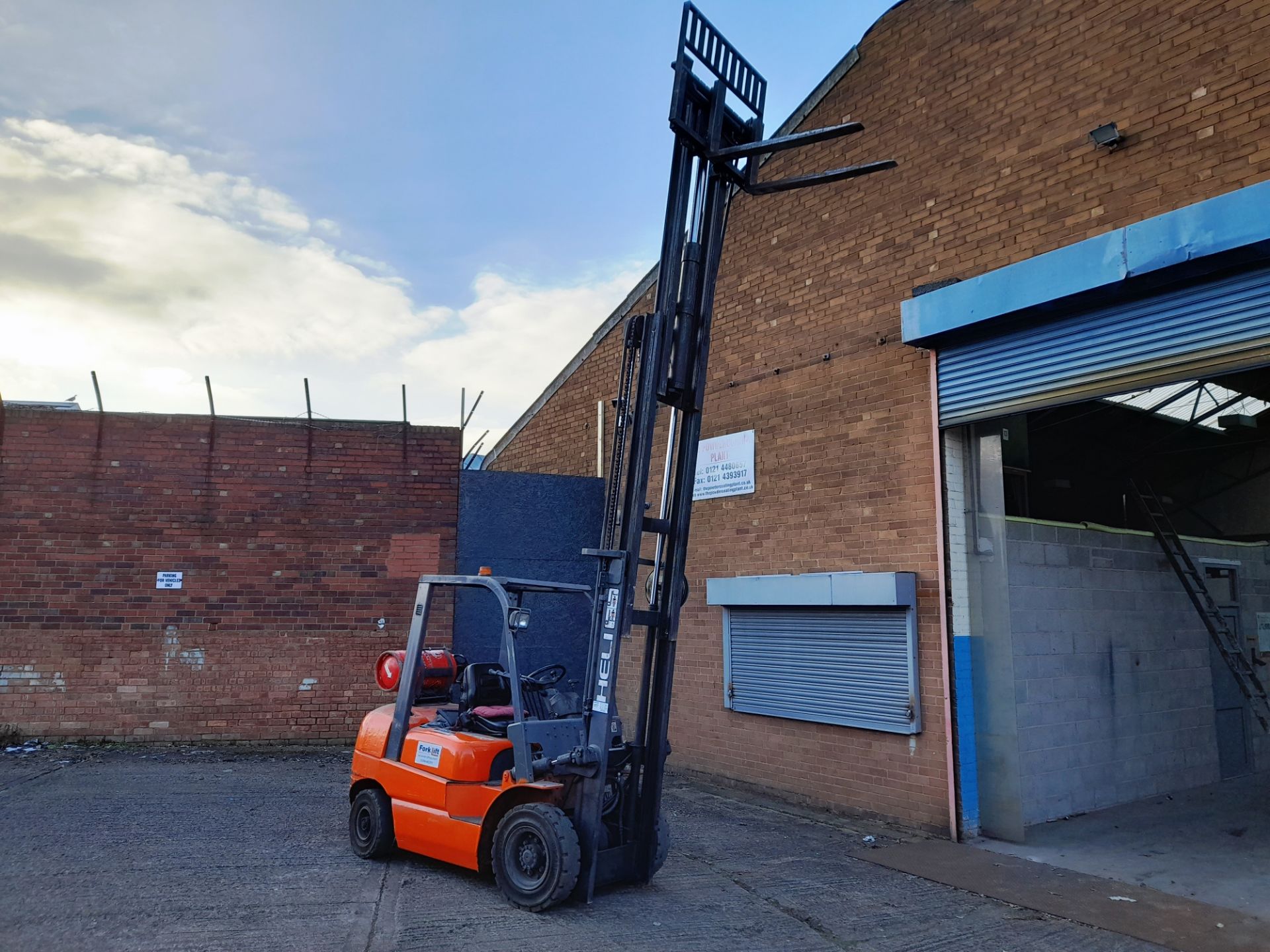 Heli HFG25 LPG forklift truck, Year 2007, Serial Number 0302038099, Rated Capacity 2500KG, Hours - Image 6 of 10