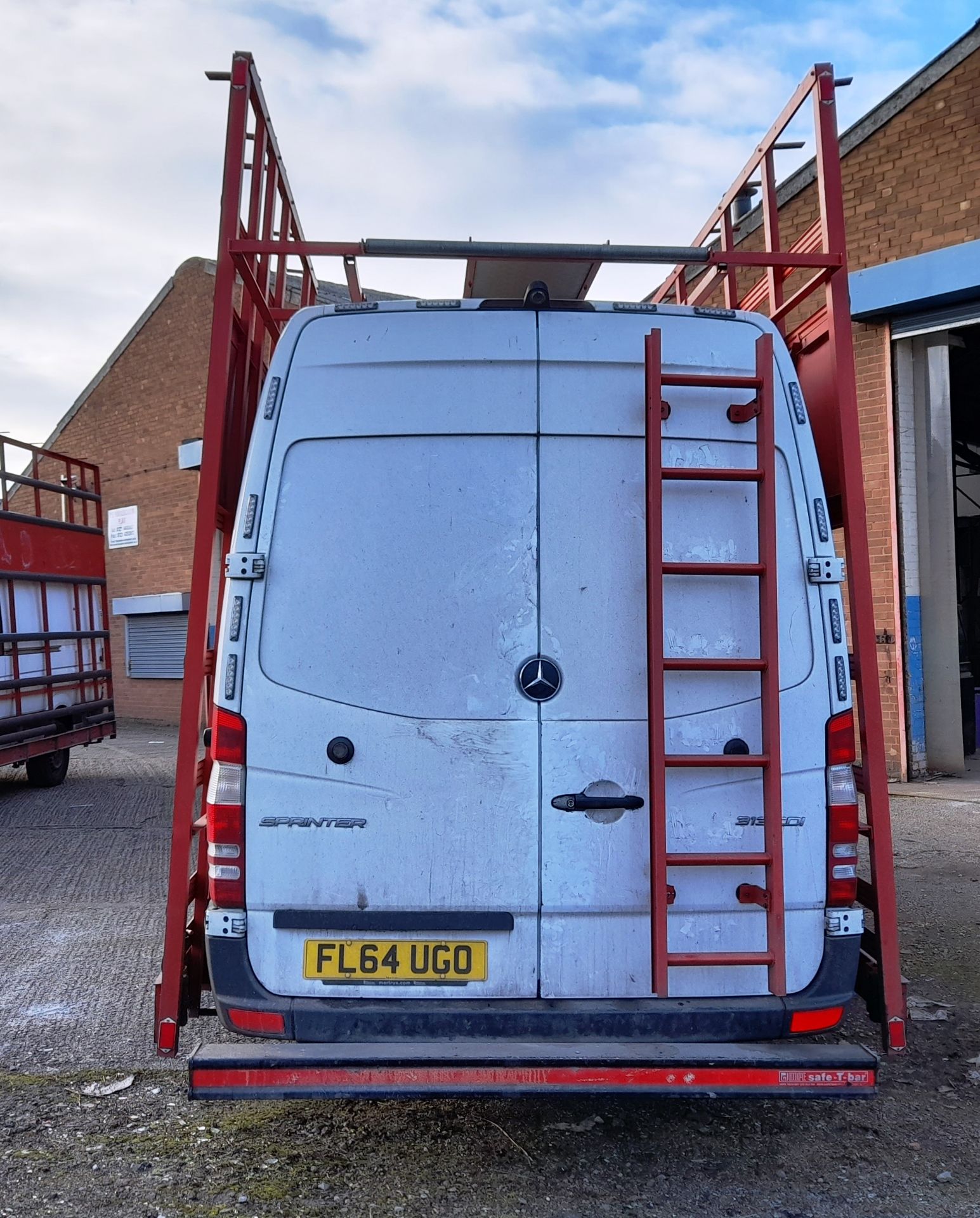 Mercedes Benz Sprinter 313 2.2CDI Van, with rear mounted ladder, up and over racking system, plus - Image 4 of 18