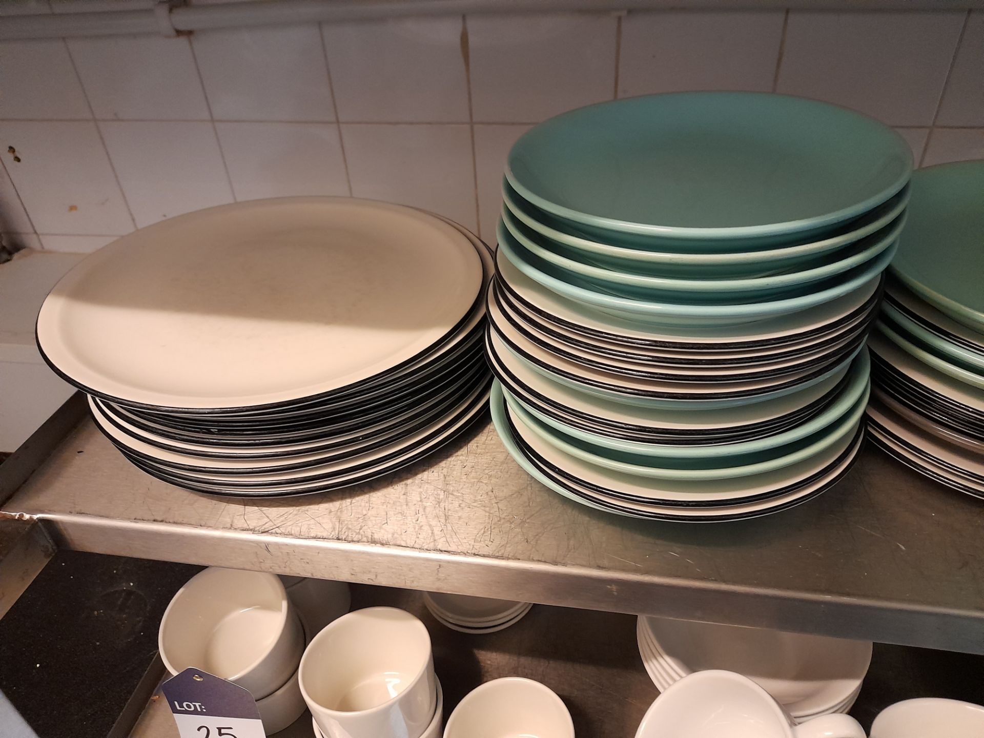 Assortment of crockery to trolley, to include plates, cups, saucers, etc - Image 5 of 5