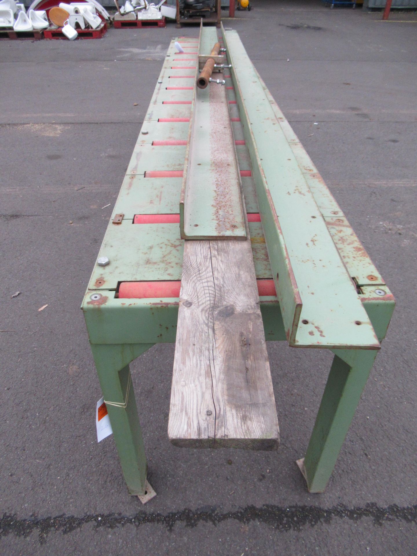 4000mm x 500mm roller table - Image 2 of 3