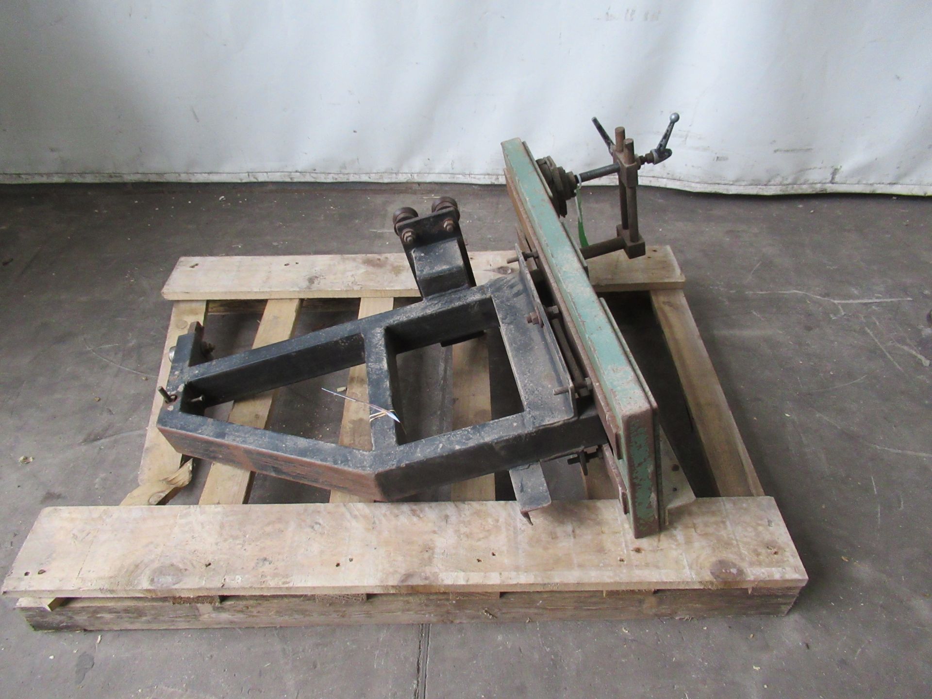 Wilson spindle moulder with various heads. - Image 8 of 11