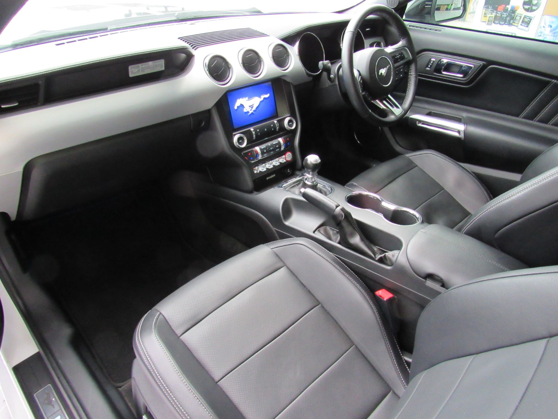 Ford Mustang GT 5.0L EW06, petrol, registration HK - Image 7 of 26