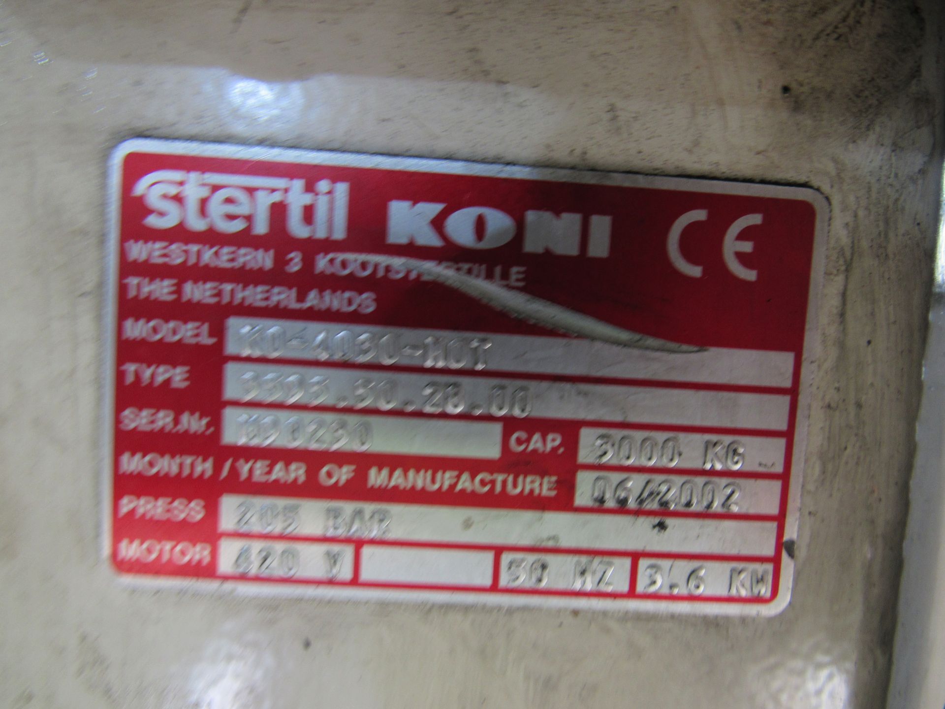 Stertil Koni KO-4030-MOT 4 Post Vehicle Lift, 3000kg, M90230, 420v, 06/2002 with Jacking Beam - Image 4 of 7