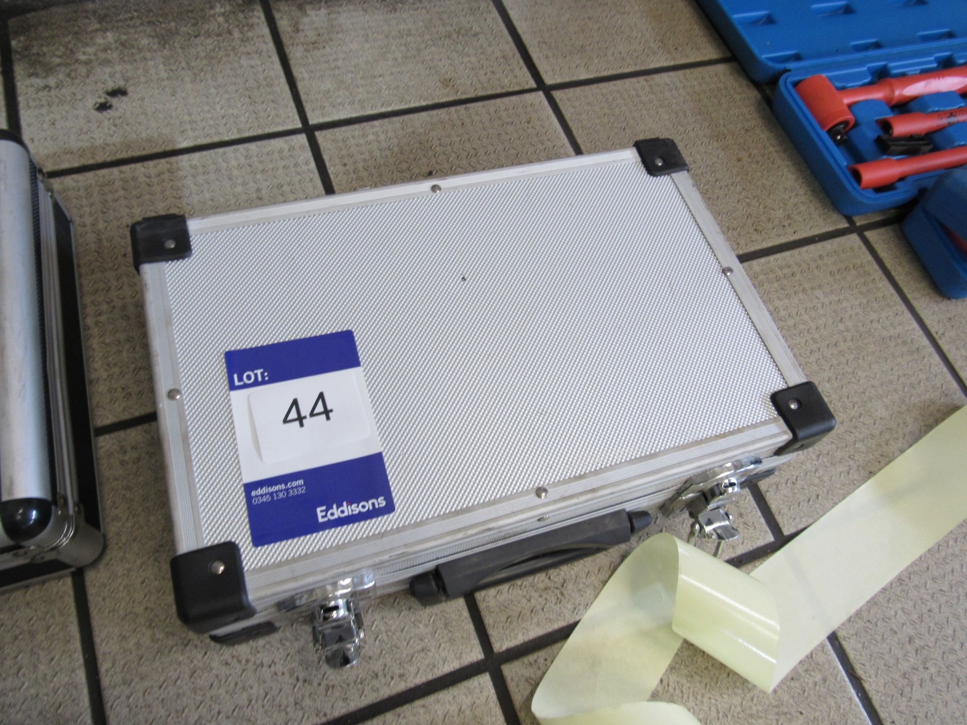 Hantek 1008C 8CH Oscilloscope - Image 2 of 2