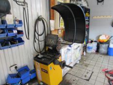 SICE S616 Wheel Balancer, 2009, serial number IF1712661