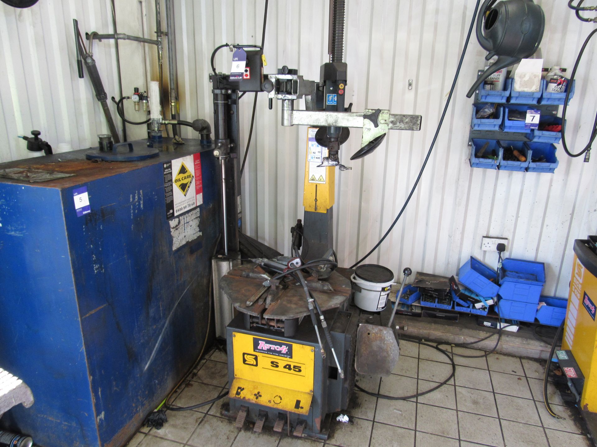 SICE S45 tyre changer, 2010, serial number IGA215024 - Image 2 of 4