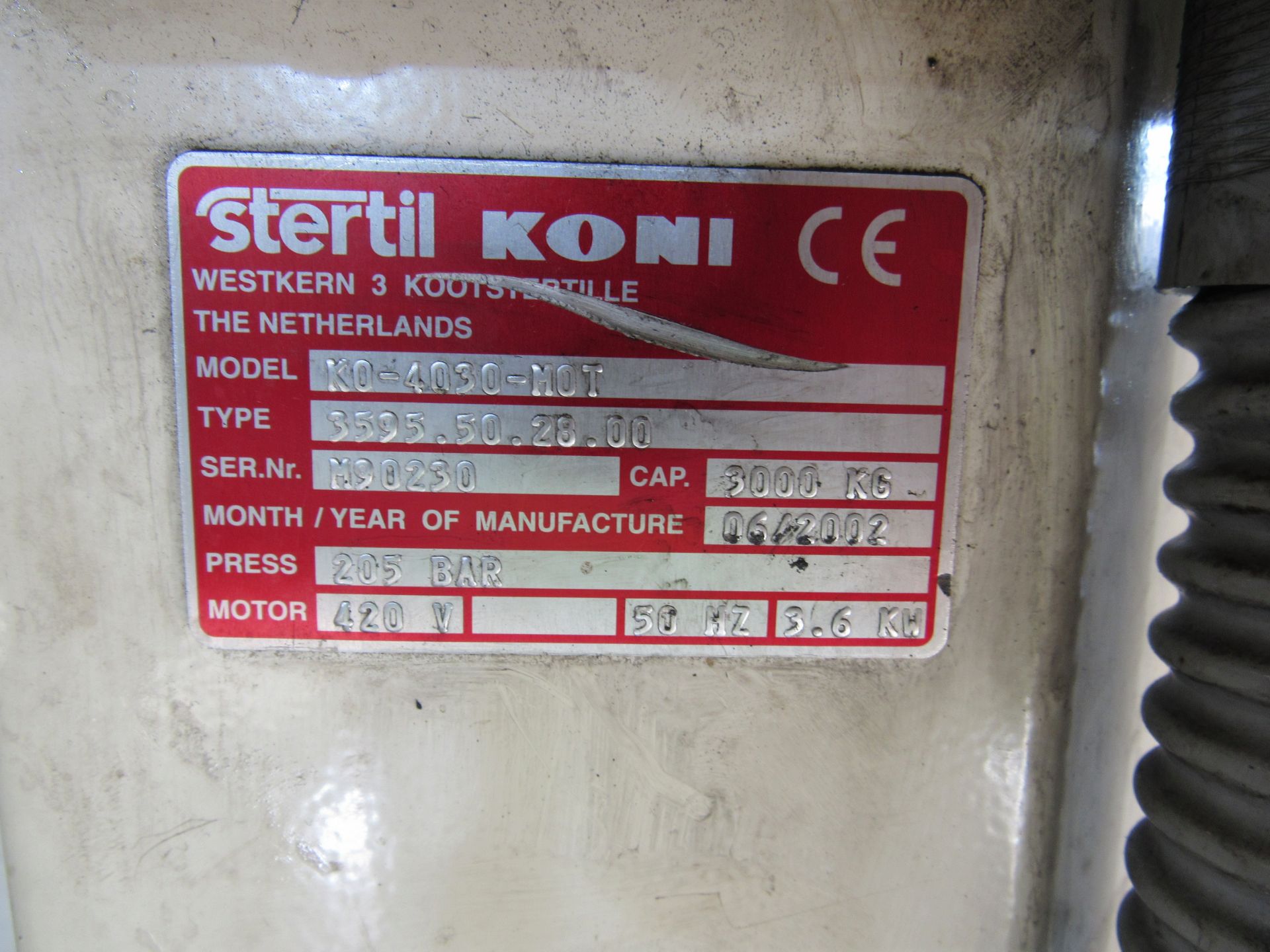 Stertil Koni KO-4030-MOT 4 Post Vehicle Lift, 3000kg, M90230, 420v, 06/2002 with Jacking Beam - Image 5 of 7
