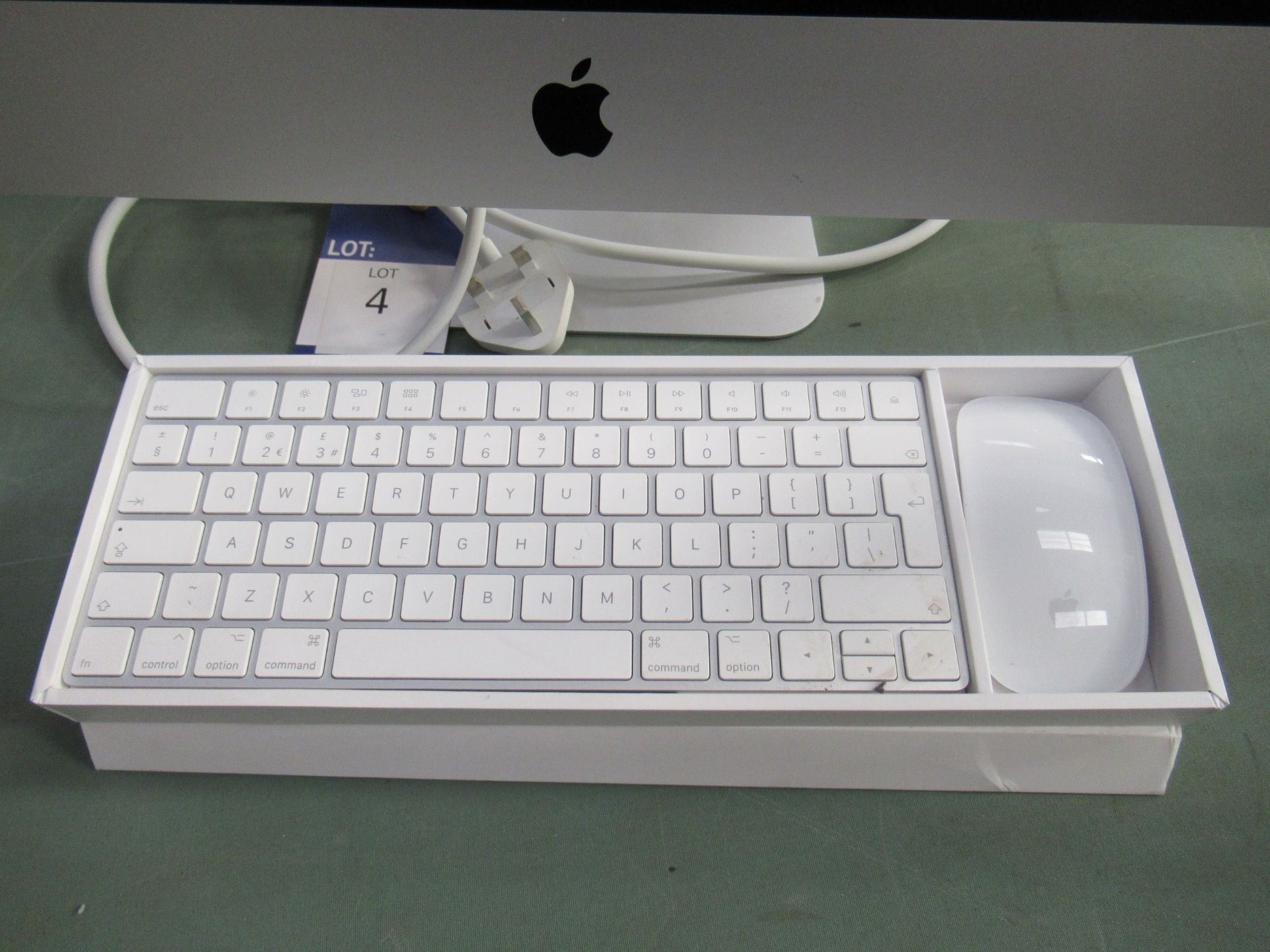 Apple iMac with i7 intel core processor and 16GB RAM. - Image 7 of 9