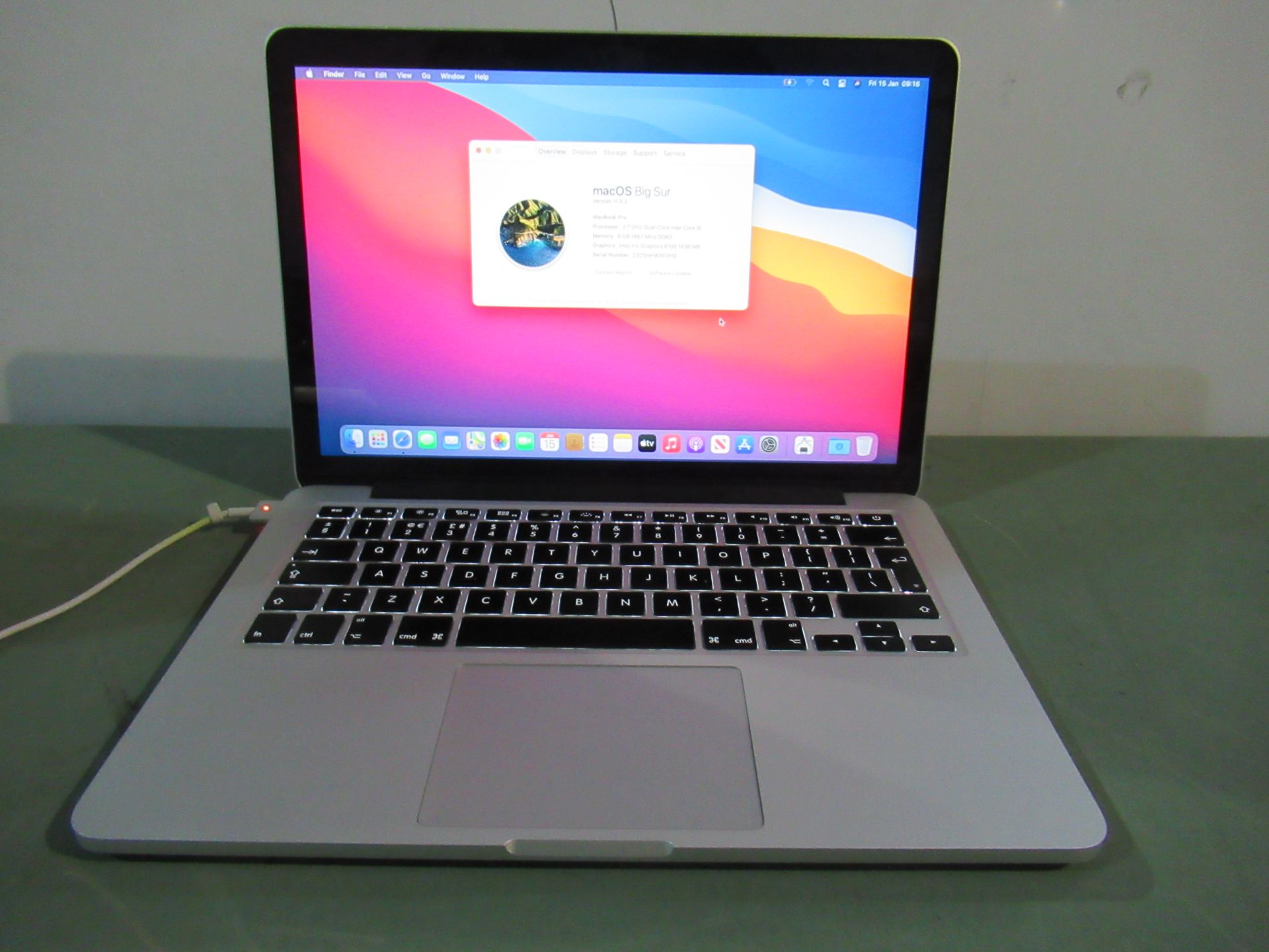 Apple MacBook Pro with dual-core Intel Core i5 Processor - Image 2 of 8