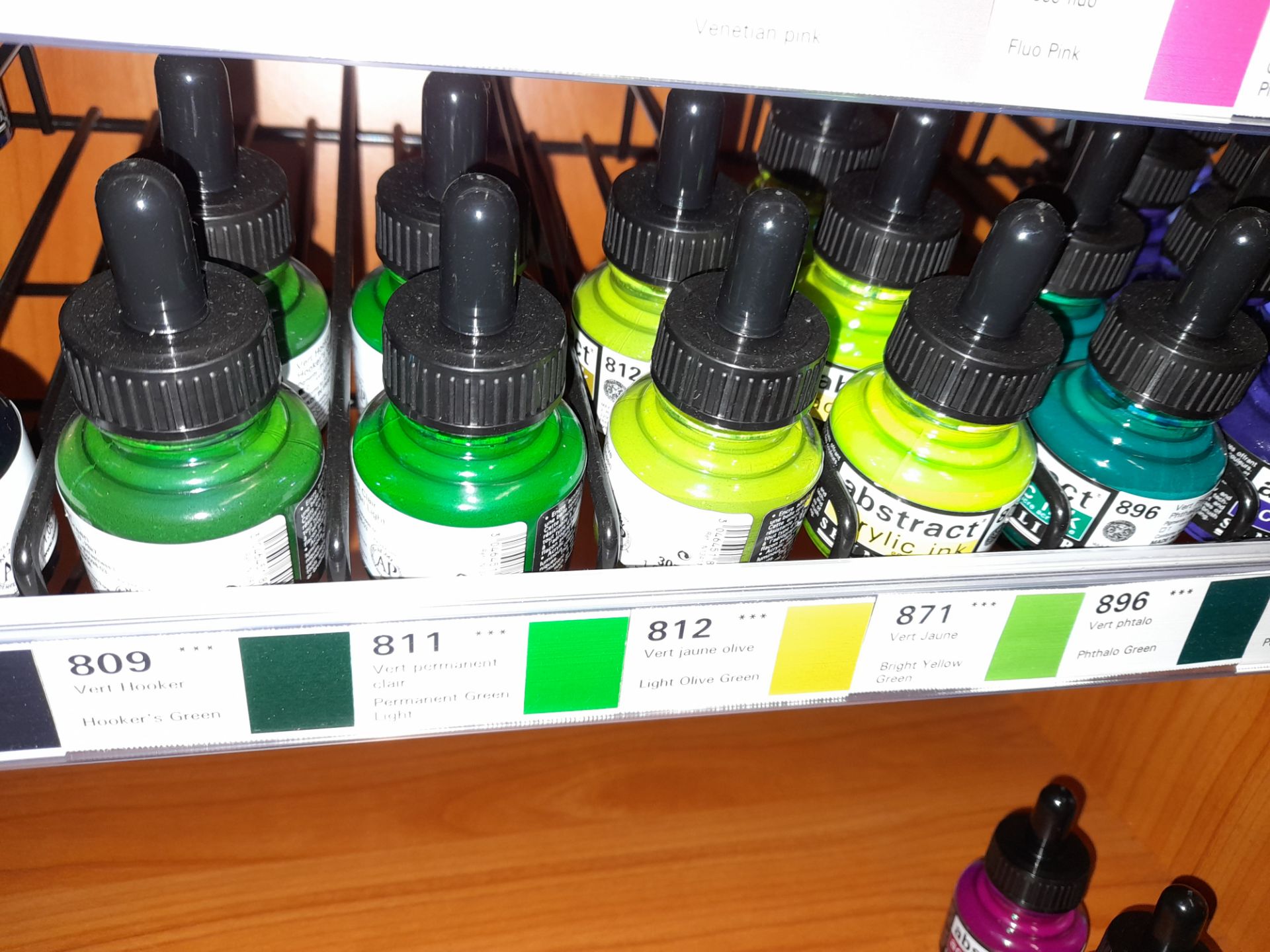 Assortment of Abstract acrylic inks to shelf, various colours, approximately 24 x bottles, RRP £5.95 - Image 3 of 3