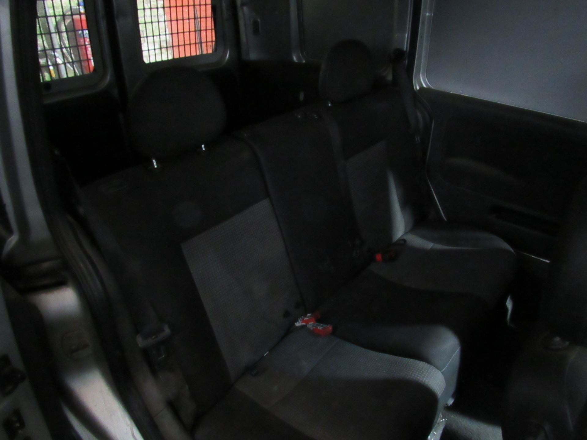 Vauxhall Combo 1.7 CDTI Van, Registration: GAZ 6788, DOR: September 2007, Odometer: 138,33 ( - Image 3 of 9