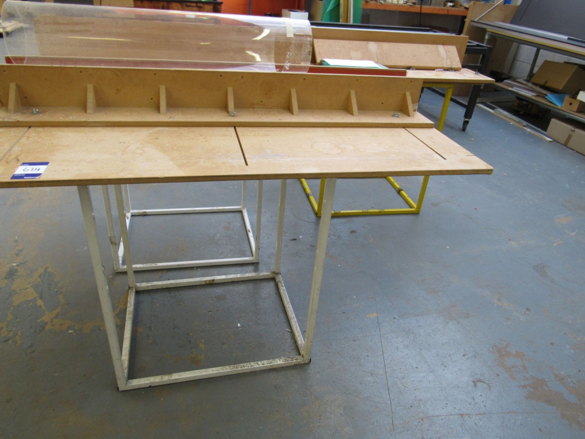 4 x Metal Frame Stands - Image 2 of 3