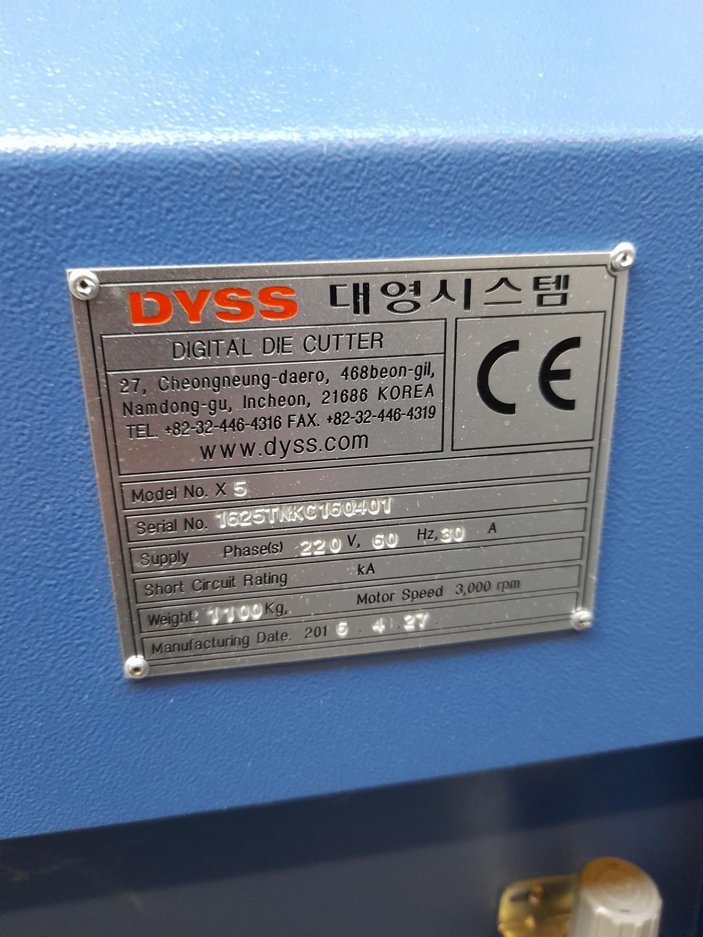Dyss X5 Digital Die Cutter, serial number 1625TNKC160401, manufactured April 2016, with controls and - Image 6 of 11