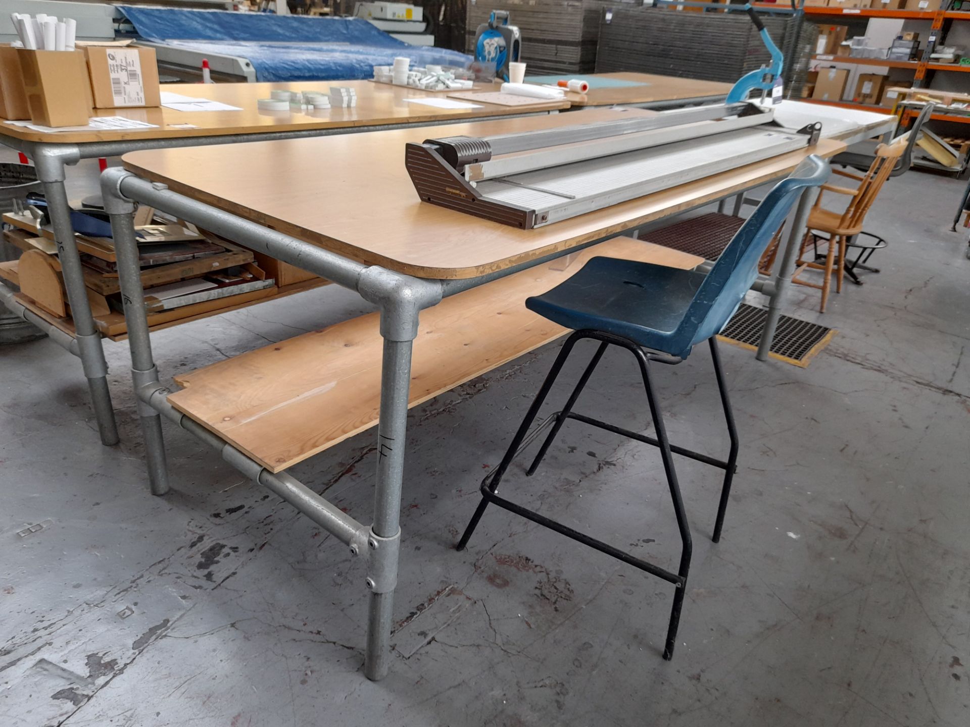 Bespoke Scaffold Worktable, circa 2400mm x 1050mm - Image 2 of 2