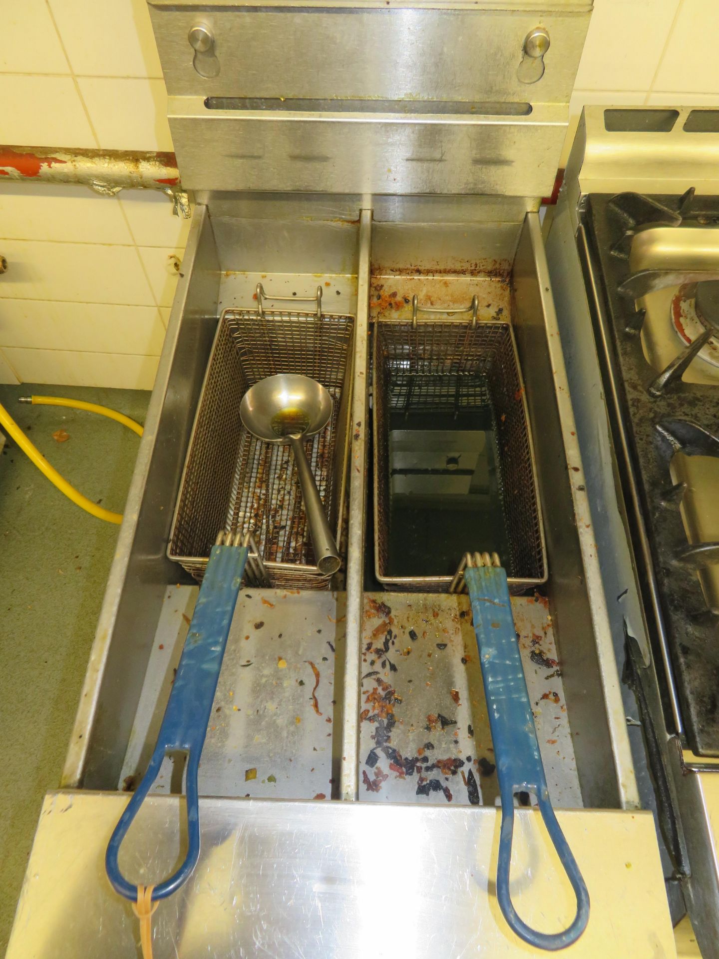 Pitco Floorstanding Twin Basket Gas Deep Fat Fryer - Image 2 of 3