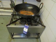 Large Single Ring Gas Burner and a Two Handled Deep Pan