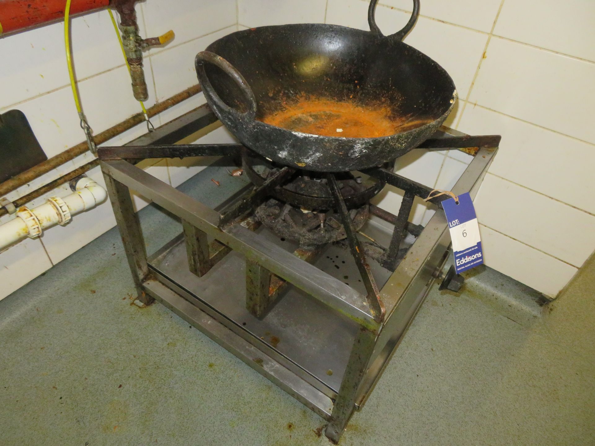 Large Single Ring Gas Burner and a Two Handled Deep Pan - Image 2 of 3