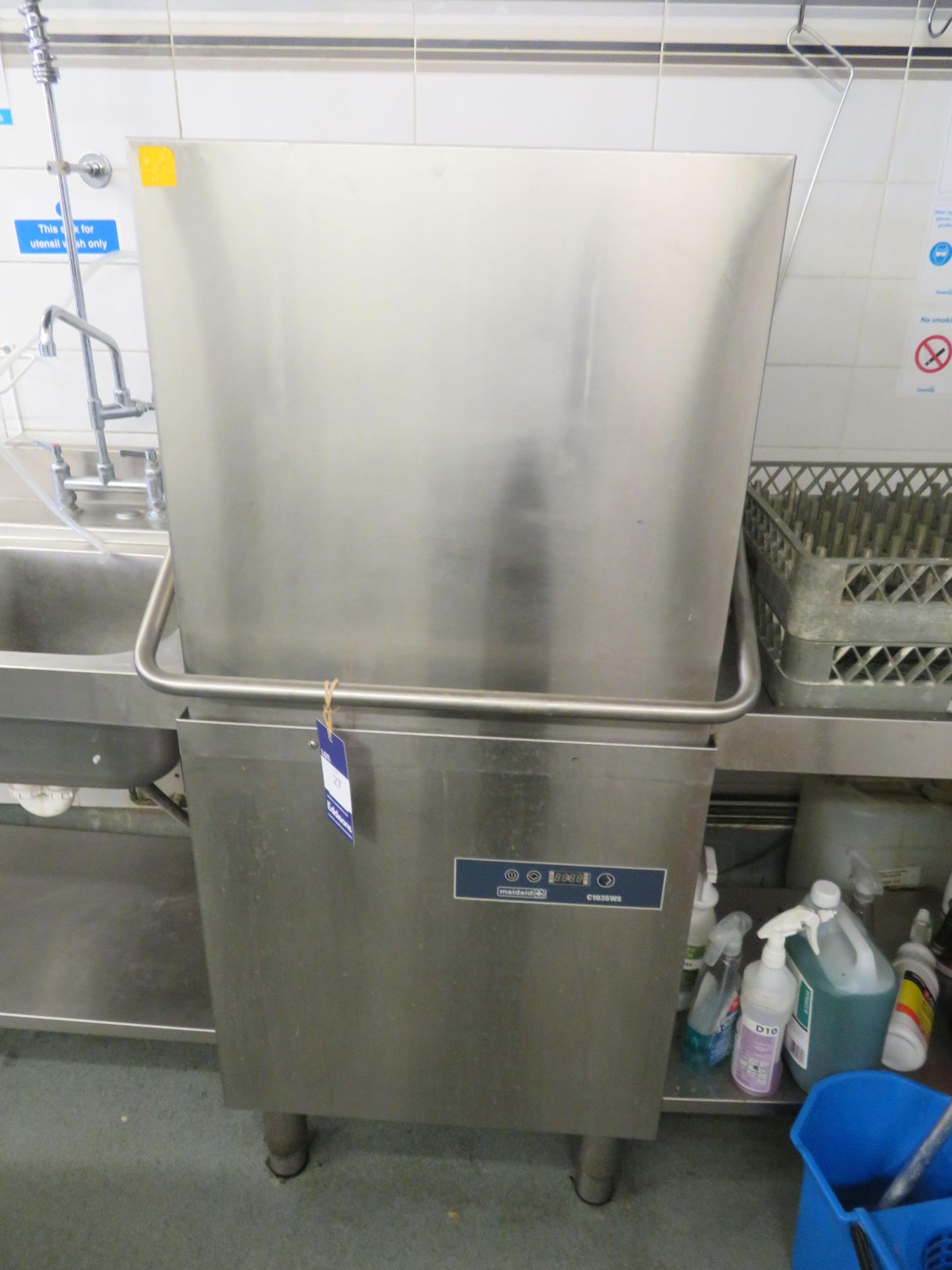 Maidaid C1035WS Dishwasher with Washdown Sink and Takeaway Table - Image 2 of 8