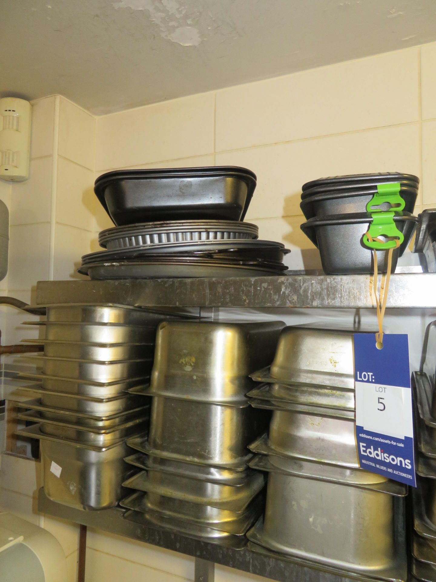 Qty Stainless Steel Trays and 2 x Stainless Steel Wall Shelves - Image 3 of 6