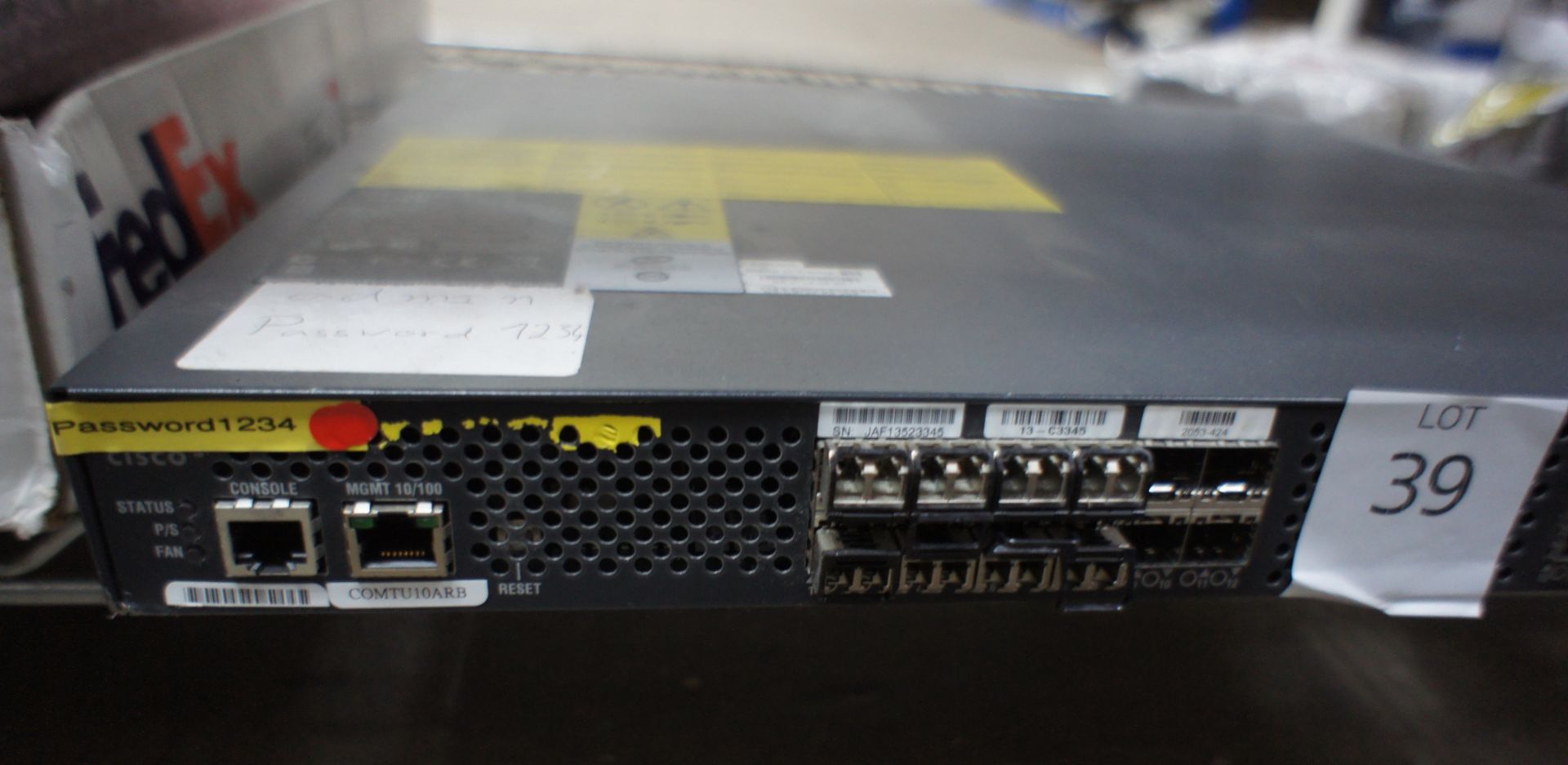 1 x MDS 9124 switch, 73-10583-06 - Image 2 of 3