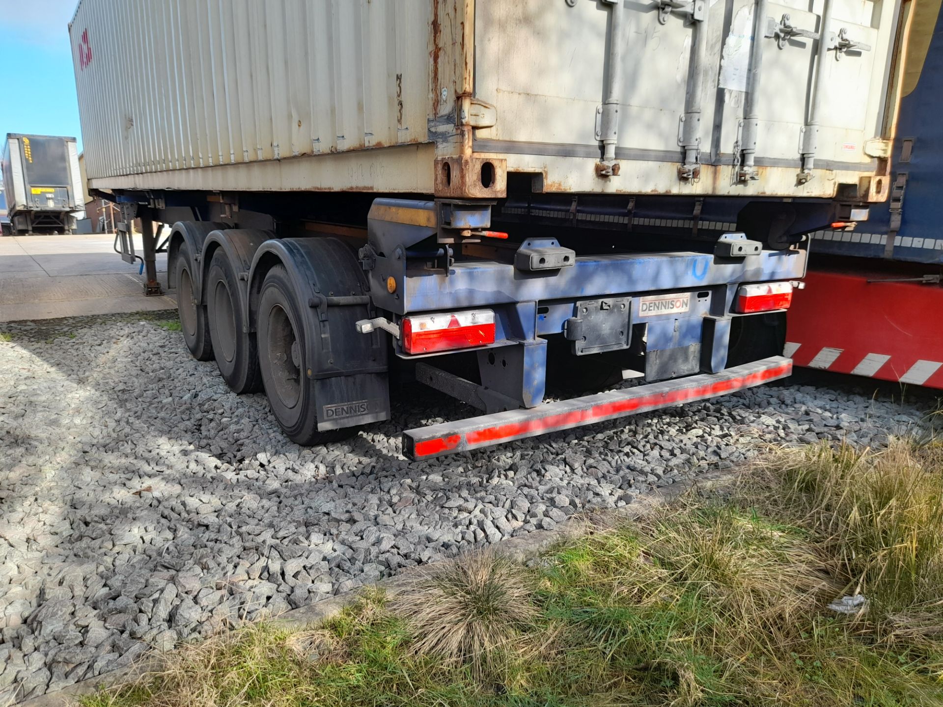 Dennison 40ft tri axle skeleton trailer, VIN - SGKEF25SKFL047059, year 2015, Serial Number -, - Image 13 of 13